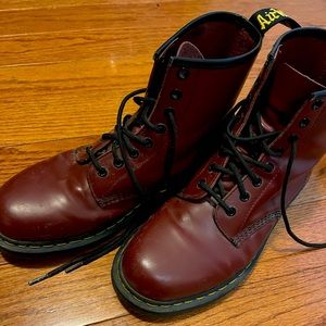 Dr.Martin classic boots